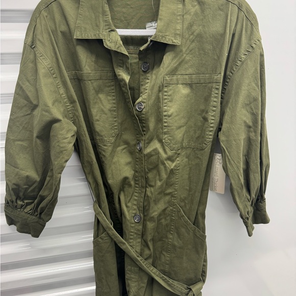 lyn burches Pants - Lyn Burches Size M Olive Green Button-Up Jumpsuit